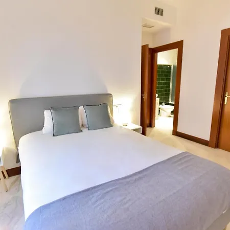 Apartment New! Luxury Design With Free Parking Seville